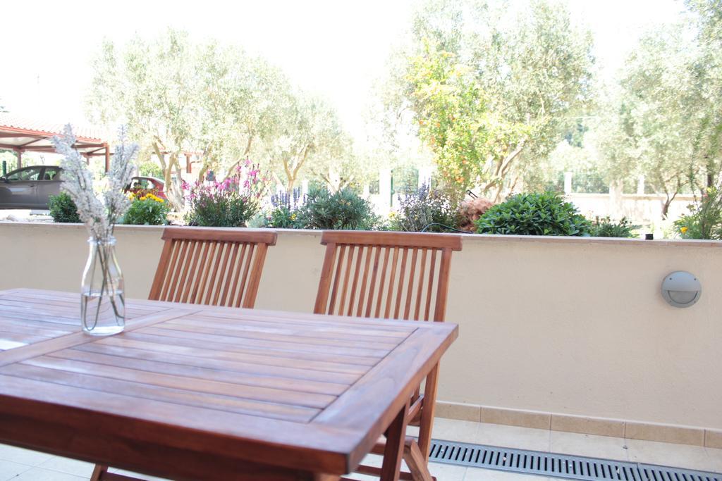Olive Tree Apartments Foúrka Rom bilde